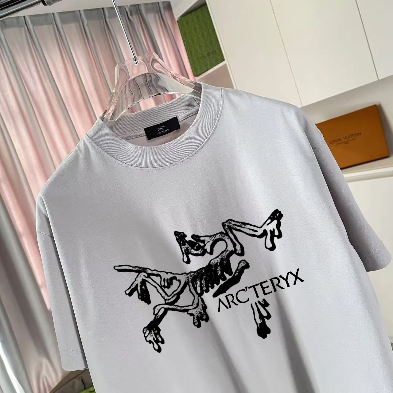 ARC'TERYX* 2025 New Arrival logo t g Same Style Size：S M L XL XXL ：Black White Blue Gray
